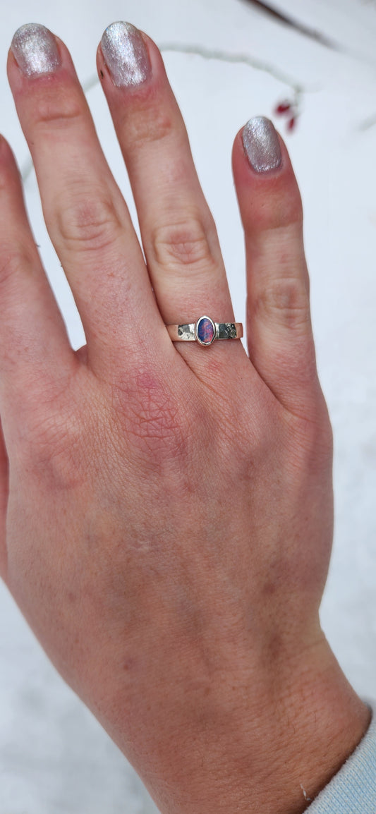 Simple Opal Stacker- Size 7.5